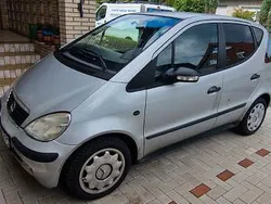 Silber Gebraucht 2003 Mercedes A160 Van / Kleinbus | 600 € (Fairer Preis)