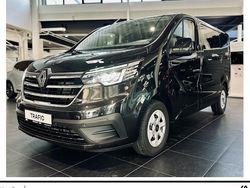 Schwarz Neu 2025 Renault Trafic Evolution Van / Kleinbus | 41.998 €
