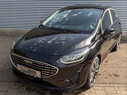 Obsidianschwarz metallic (metallic) Gebraucht 2023 Ford Fiesta Titanium X Kleinwagen | 18.490 € (Fairer Preis)