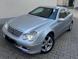 Silber Gebraucht 2004 Mercedes C180 Coupé | 3.690 € (Etwas zu teuer)