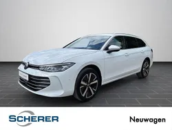 Weiß Neu 2025 VW Passat Business | 54.275 € (Etwas zu teuer)