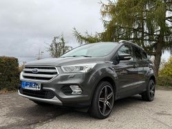 Grau Gebraucht 2018 Ford Kuga Cool & Connect SUV | 12.499 € (Guter Preis)