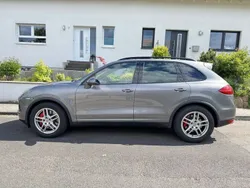 Grau Gebraucht 2011 Porsche Cayenne Turbo SUV | 21.680 € (Superpreis)