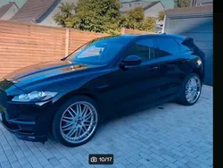 Schwarz Gebraucht 2016 Jaguar F-Pace SUV | 13.999 €
