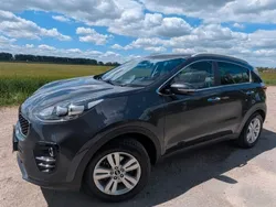 Grau Gebraucht 2017 Kia Sportage DREAM-TEAM Edition SUV | 15.500 € (Fairer Preis)