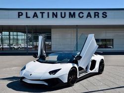 Weiß Gebraucht 2016 Lamborghini Aventador Cabrio | 592.526 €