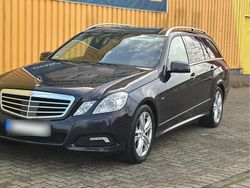 Blau Gebraucht 2010 Mercedes E350 Avantgarde Kombi | 7.500 € (Fairer Preis)