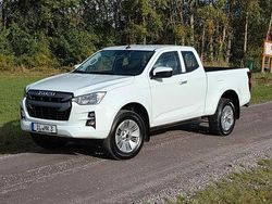 Weiß Gebraucht 2023 Isuzu D-Max SUV | 30.000 €