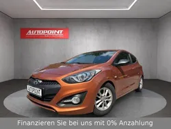 Orange Gebraucht 2016 Hyundai i30 Classic Coupé | 7.999 € (Superpreis)