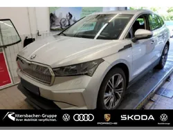 Brilliantsilber metallic Gebraucht 2022 Skoda Enyaq iV Loft SUV | 37.490 € (Guter Preis)