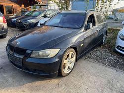Monacoblau metallic Gebraucht 2005 BMW 320 Kombi | 4.299 € (Fairer Preis)