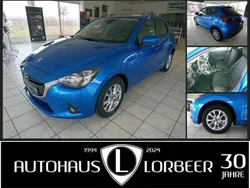 Blau Gebraucht 2015 Mazda 2 Exclusive Limousine | 10.990 € (Fairer Preis)
