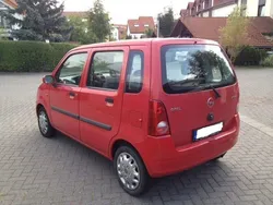 Rot Gebraucht 2000 Opel Agila Kleinwagen | 3.250 €
