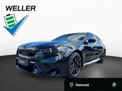 Black sapphire (schwarz) Gebraucht 2025 BMW M5 Comfort Edition Kombi | 141.850 € (Guter Preis)