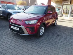 Cherry red Gebraucht 2025 Ssangyong Tivoli SUV | 22.880 € (Fairer Preis)