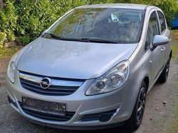 Silber Gebraucht 2009 Opel Corsa Limousine | 2.200 € (Guter Preis)