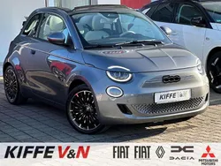 Colore esterno (mineral grau) Gebraucht 2023 Fiat 500e La Prima Cabrio | 23.990 € (Guter Preis)