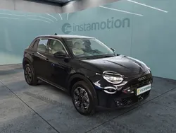 Schwarz Gebraucht 2024 Fiat 600 Style SUV | 25.990 € (Fairer Preis)