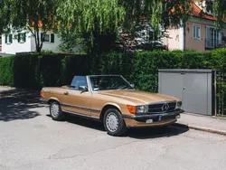 Gold Gebraucht 1986 Mercedes 560 Cabrio | 44.900 €