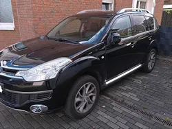 Schwarz Gebraucht 2008 Citroën C-Crosser Exclusive SUV | 5.990 € (Teuer)