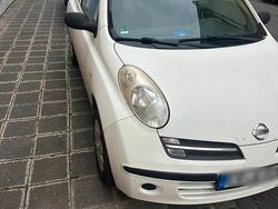 Weiß Gebraucht 2007 Nissan Micra Kleinwagen | 1.100 €