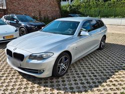 Silber Gebraucht 2011 BMW 530 Kombi | 7.999 € (Fairer Preis)