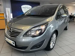 Grau Gebraucht 2013 Opel Meriva Innovation Van / Kleinbus | 8.600 € (Fairer Preis)