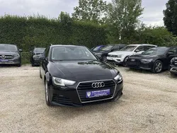 Mythosschwarz Gebraucht 2019 Audi A4 Sport Kombi | 18.599 € (Superpreis)