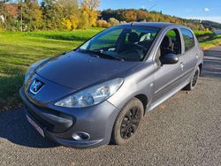 Grau Gebraucht 2010 Peugeot 206+ Kleinwagen | 1.990 € (Guter Preis)