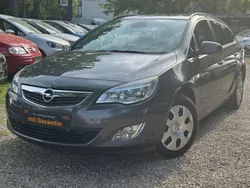 Grau Gebraucht 2012 Opel Astra Limousine | 3.490 € (Fairer Preis)