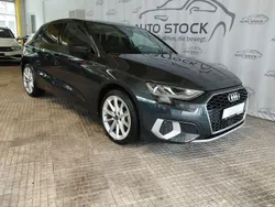 Grau Gebraucht 2022 Audi A3 Sportback Advanced Limousine | 22.950 € (Guter Preis)
