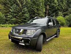 Grau Gebraucht 2008 Nissan Navara Abholung | 11.700 € (Guter Preis)