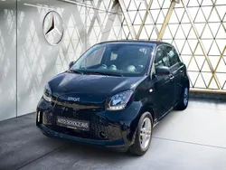 Karosserie in black Gebraucht 2020 Smart ForFour Electric Drive Limousine | 8.990 € (Fairer Preis)