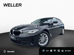 Schwarz Gebraucht 2021 BMW 520 Sport Line Kombi | 31.850 € (Superpreis)