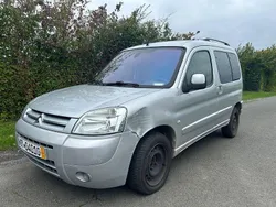 Grau Gebraucht 2006 Citroën Berlingo Van / Kleinbus | 999 € (Superpreis)