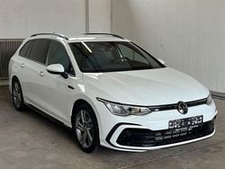 Weiß Gebraucht 2023 VW Golf VIII R-line Limousine | 23.990 € (Superpreis)