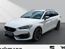 Weiß Gebraucht 2024 Cupra Leon Kombi | 36.990 € (Guter Preis)