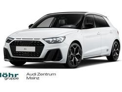 Weiß (gletscherweiß metallic) Neu 2025 Audi A1 Sportback S-Line Kleinwagen | 33.480 € (Etwas zu teuer)