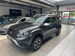 Grau Gebraucht 2019 Dacia Duster Prestige SUV | 11.950 € (Fairer Preis)