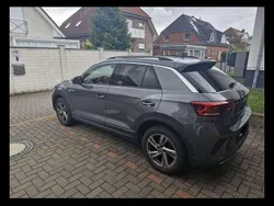 Grau Gebraucht 2023 VW T-Roc R-line SUV | 31.000 € (Fairer Preis)