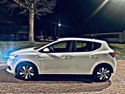 Weiß Gebraucht 2025 Dacia Sandero Expression Limousine | 14.550 € (Superpreis)