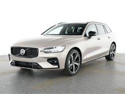Grau Gebraucht 2025 Volvo V60 Plus Kombi | 37.890 € (Fairer Preis)
