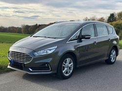 Grau Gebraucht 2021 Ford S-MAX Titanium Van / Kleinbus | 18.500 € (Guter Preis)