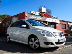 Weiß Gebraucht 2010 Mercedes B180 Van / Kleinbus | 5.990 € (Fairer Preis)