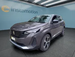 Grau Gebraucht 2024 Peugeot 3008 Van / Kleinbus | 23.199 € (Fairer Preis)