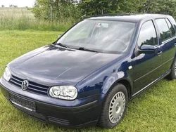 Blau Gebraucht 1999 VW Golf IV Limousine | 4.300 €