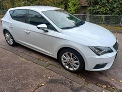 Weiß Gebraucht 2019 Seat Leon XCELLENCE Limousine | 16.000 € (Fairer Preis)
