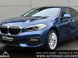 Phytonicblau Gebraucht 2023 BMW 120 Sport Line Kleinwagen | 34.300 € (Teuer)