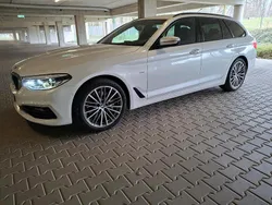 Weiß Gebraucht 2017 BMW 530 Kombi | 16.300 €