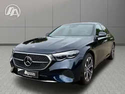 Blau Gebraucht 2023 Mercedes E300 Avantgarde Limousine | 62.750 €